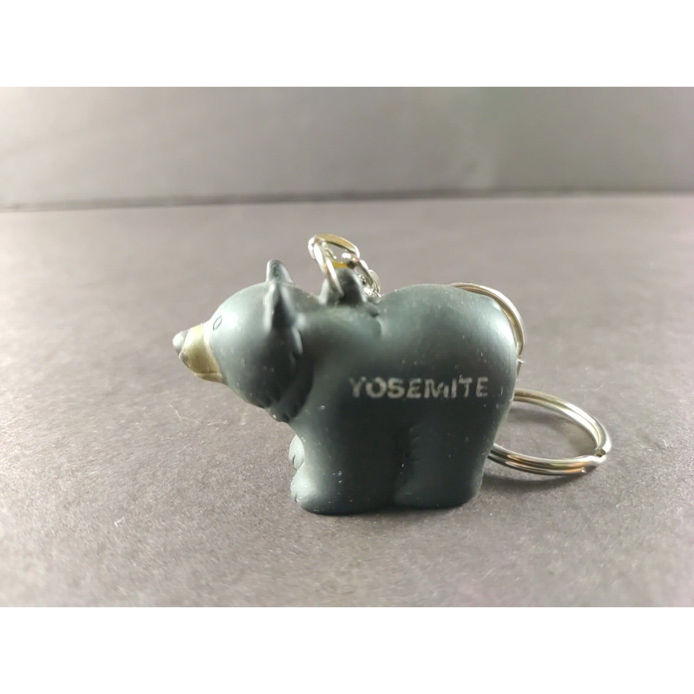 Yosemite Black Rubber Bear Keychain Souvenir flaw